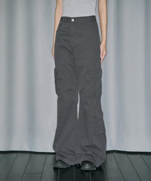 카고 포켓 코튼 부츠컷 팬츠 - CHARCOAL