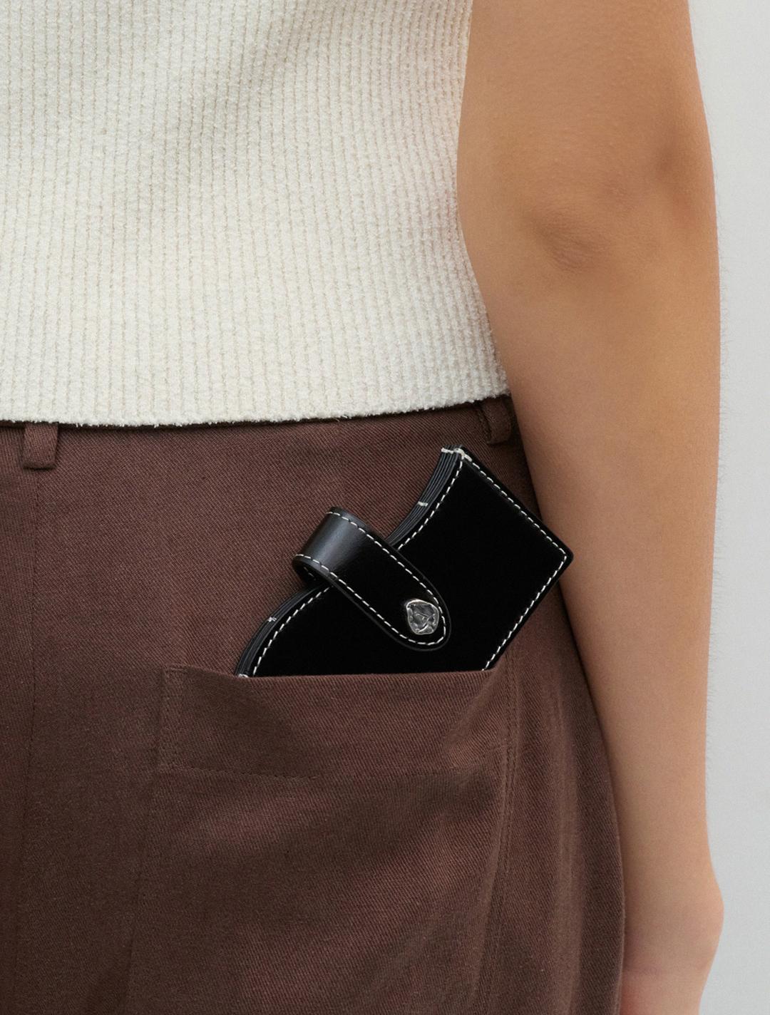 À 심볼 아코디언 카드 홀더 (블랙)