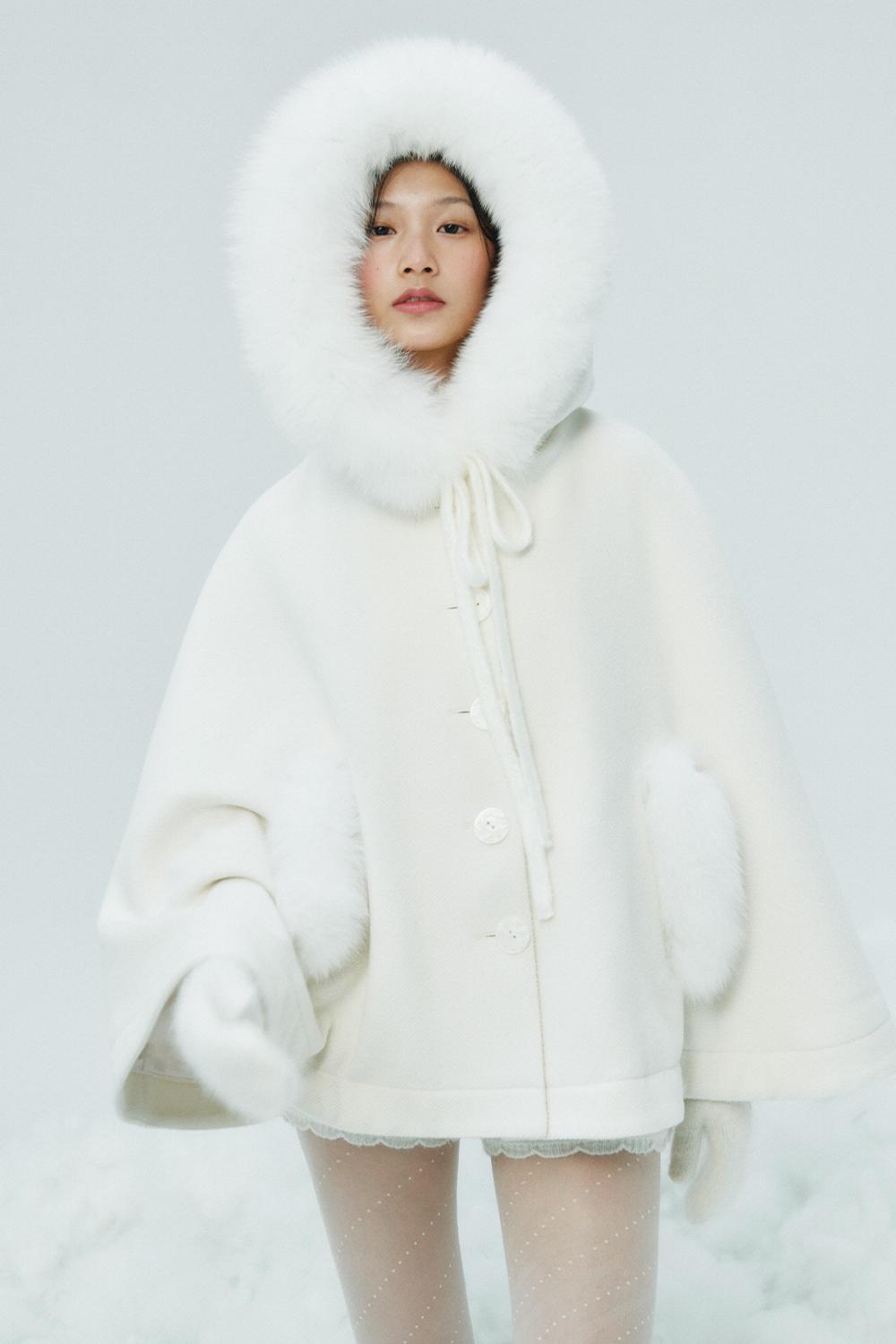 [11/21일 예약배송] REAL FOX FUR SNOW CAPE COAT_TT4W012IV