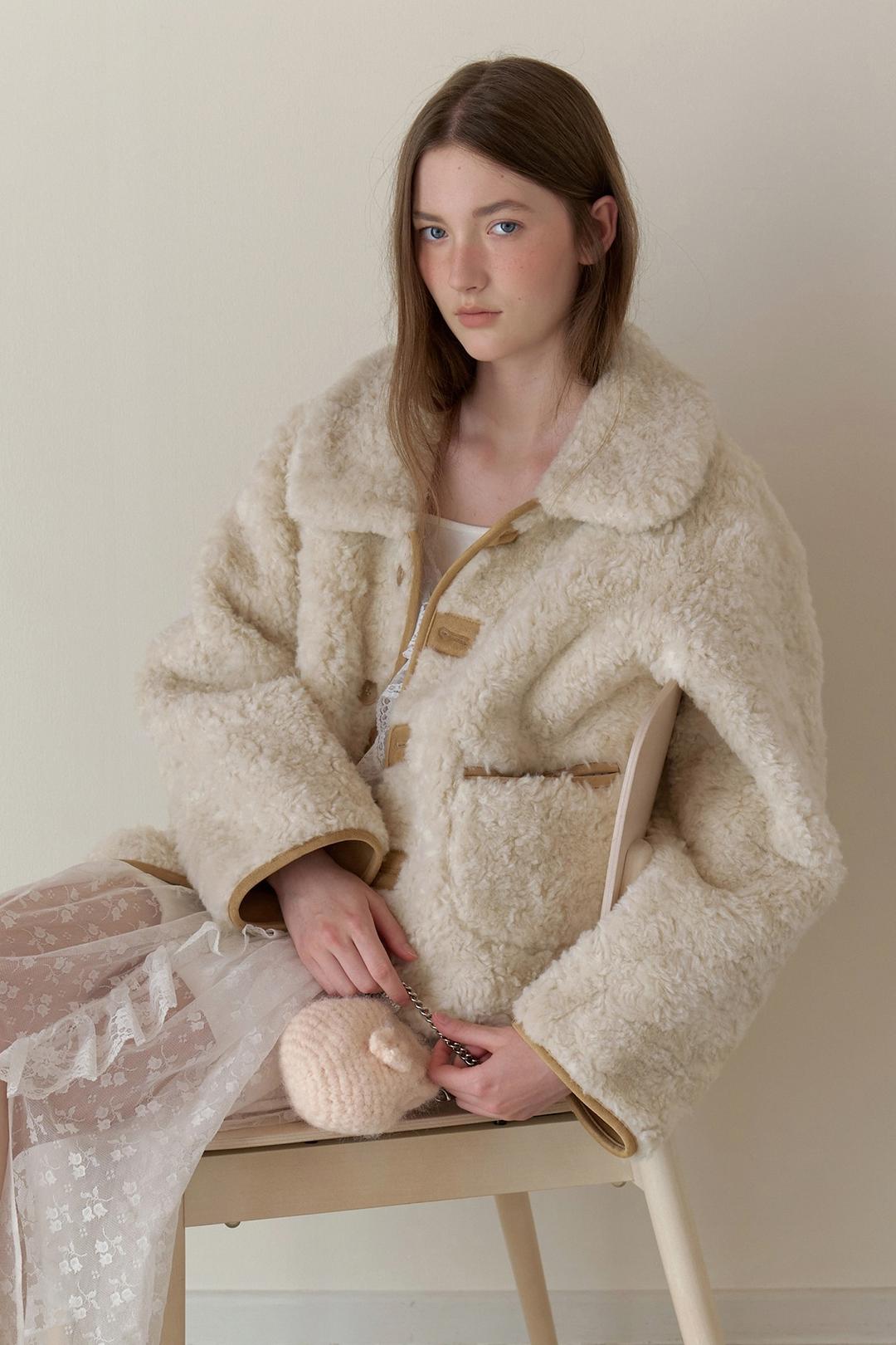 (4th Re-stock) Lambie Shearing Jacket (Beige)