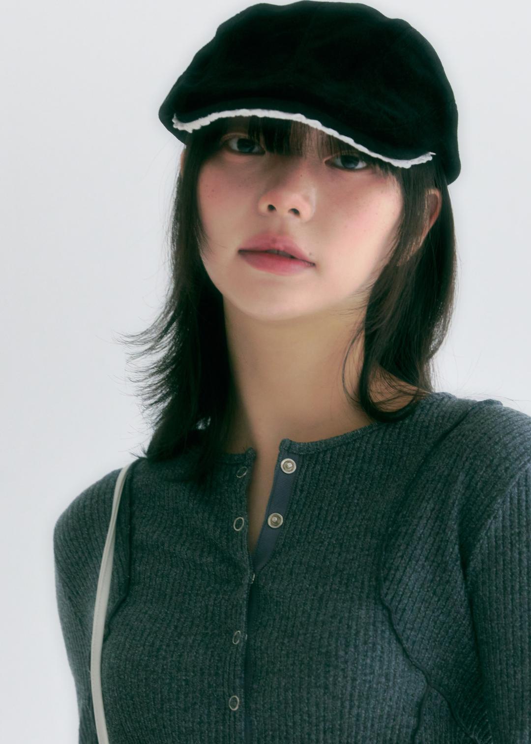 lace trimming hunting cap