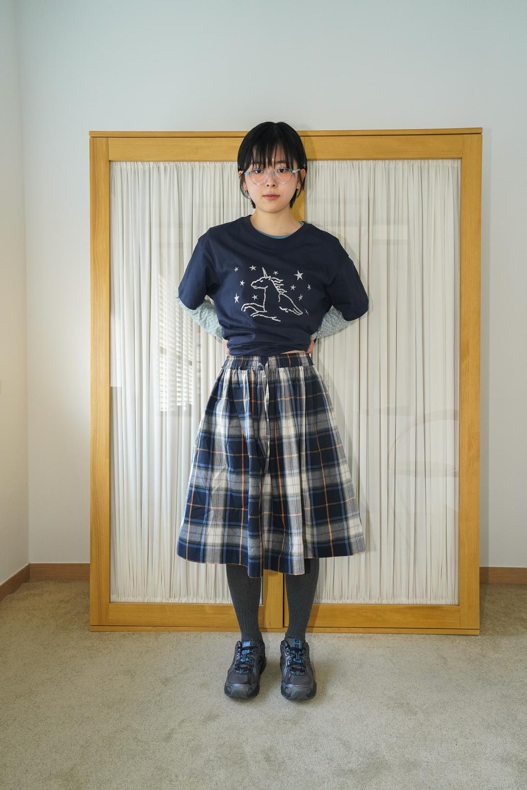 [3월 17일 순차발송] CHECK BANDING SKIRT - NAVY
