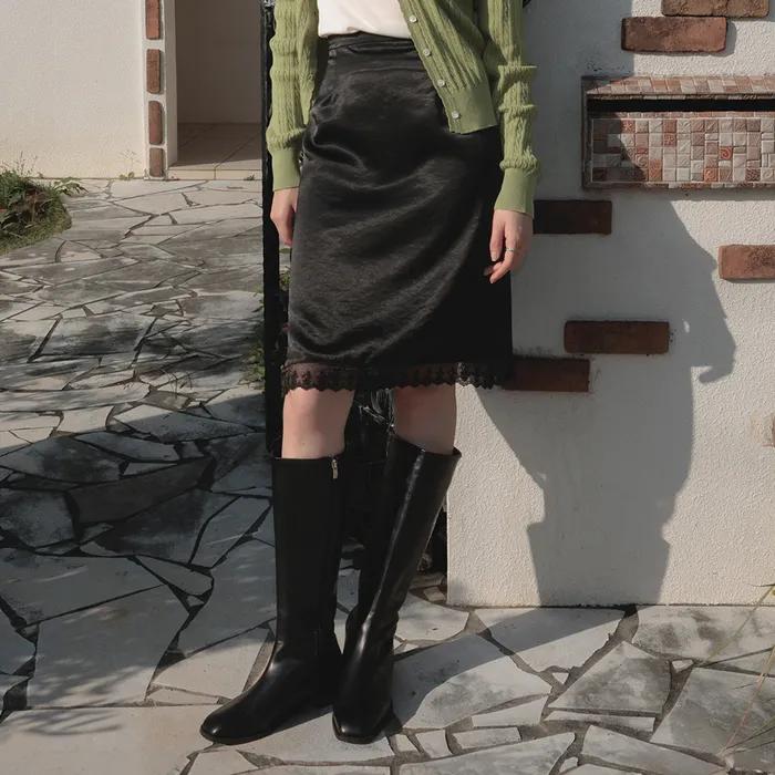 Glossy Lace Skirt [Black]