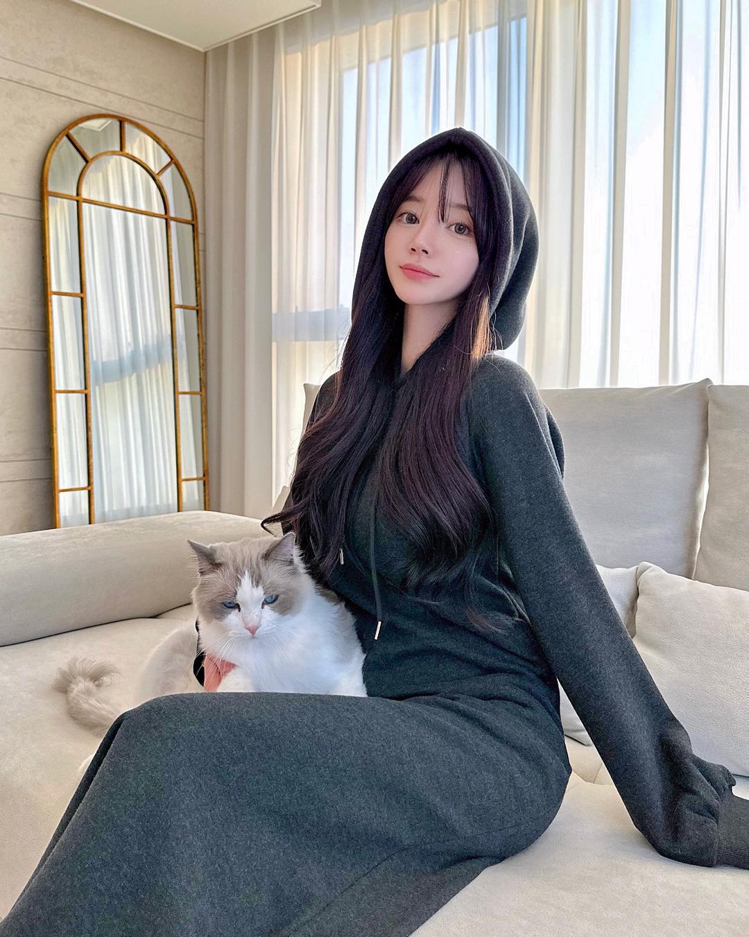 [자체제작] 속극세사 노브라 롱후드원피스