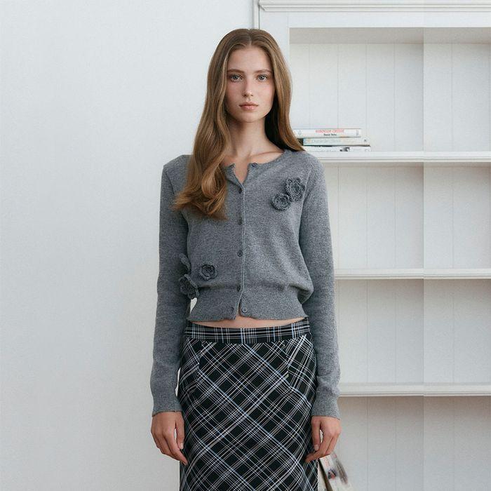 HAND KNITTING FLOWER CARDIGAN (GREY)