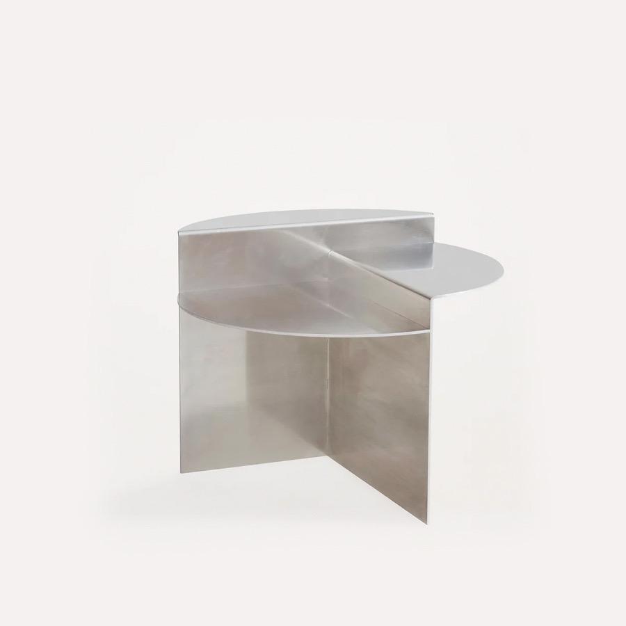 프라마 리벳 사이드 테이블 Rivet Side Table