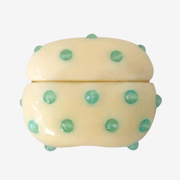 airpods dot case (butter)
