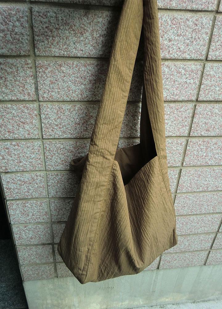 Pleated Cross, Bag