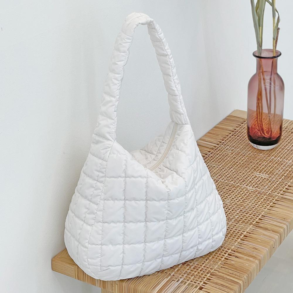 [디아이블랑] 붐붐 퀼팅 숄더백