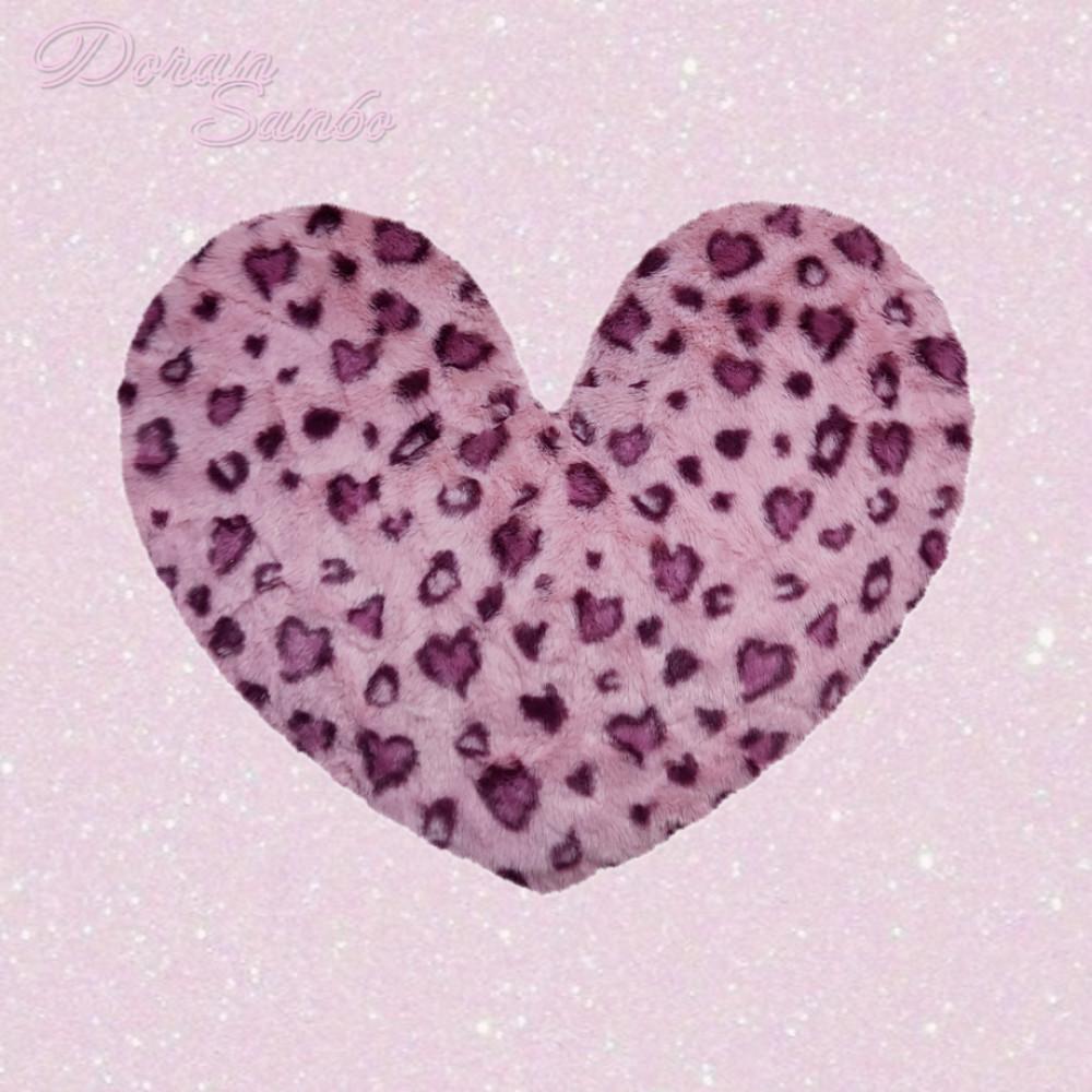 핑크 레오파드 하트 쿠션 표범무늬 홈인테리어 y2k