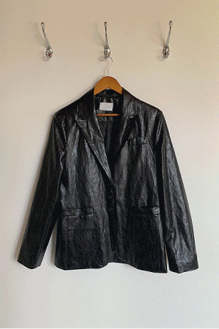 다크 블랙 오버 레더 자켓