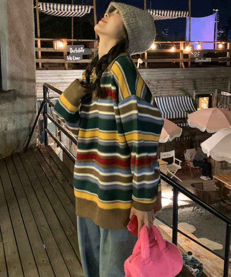 리얼 루즈핏 카라 스트라이프 니트