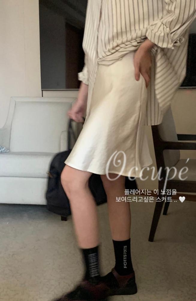 [원가이하/당일]모이블레 어반 샤틴 스커트 (2col) moible 실키