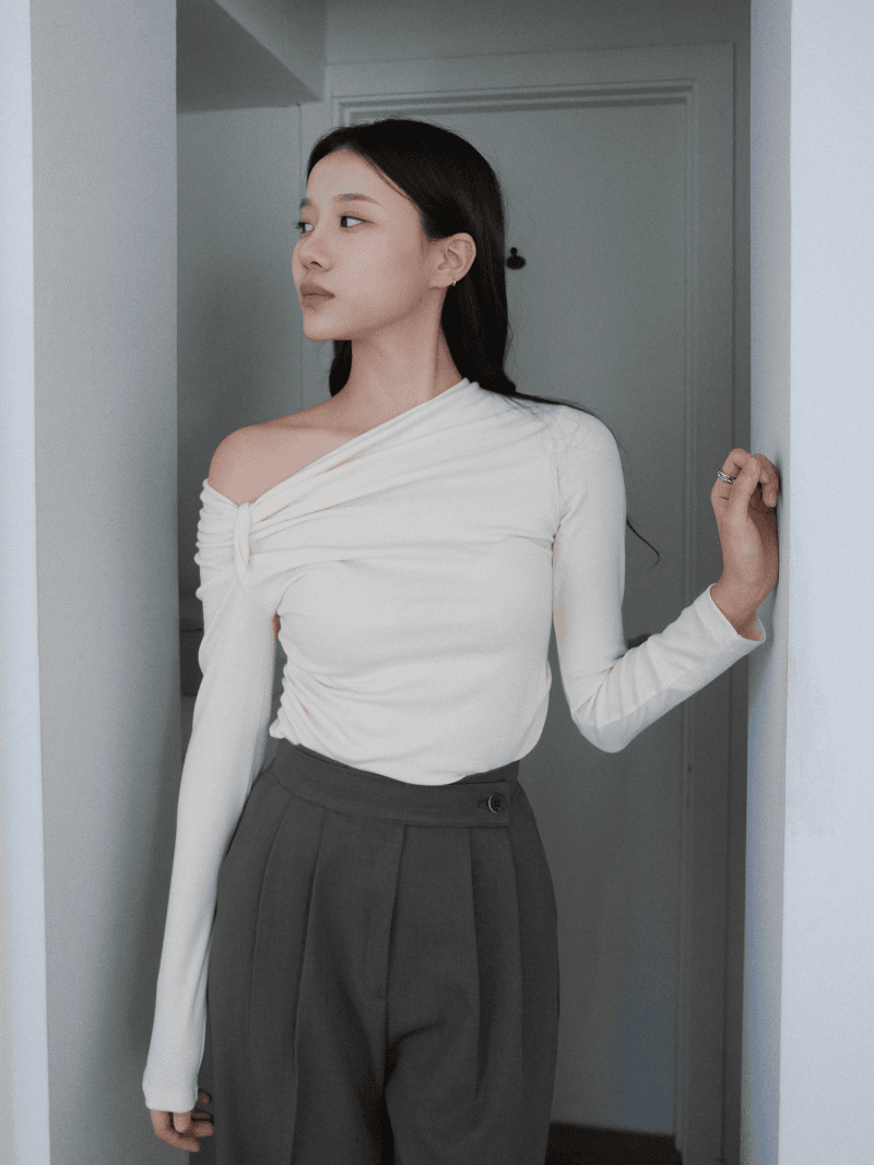 [NouArté] 보네 트위스티드 탑 (아이보리)