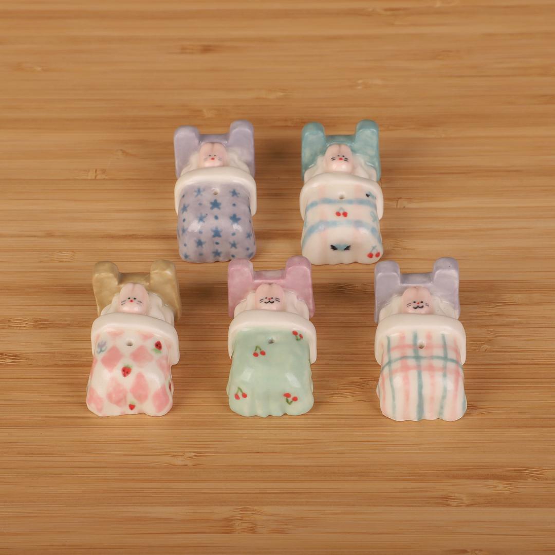 토끼 침대 포토홀더