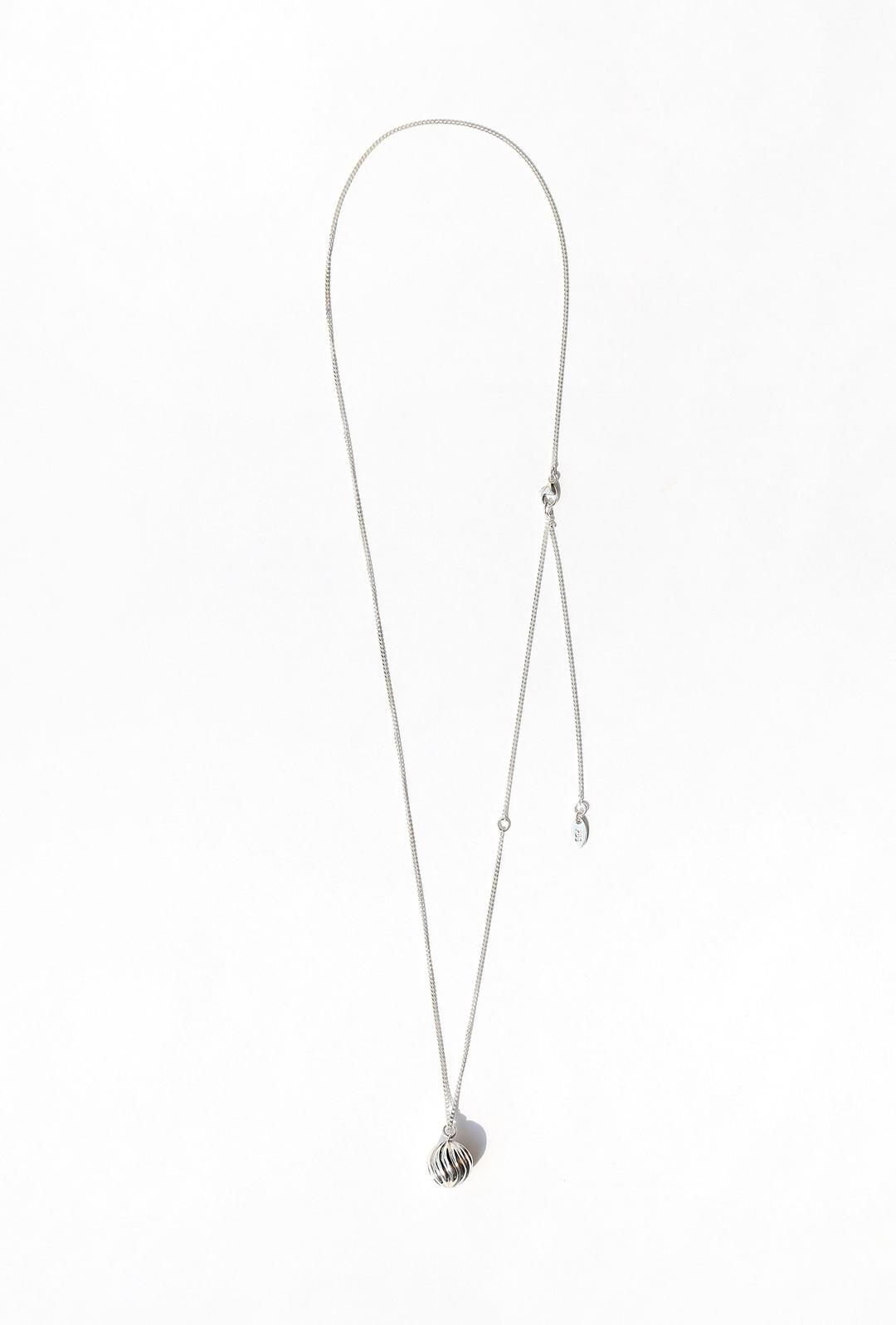 RIPPLE BALL NECKLACE