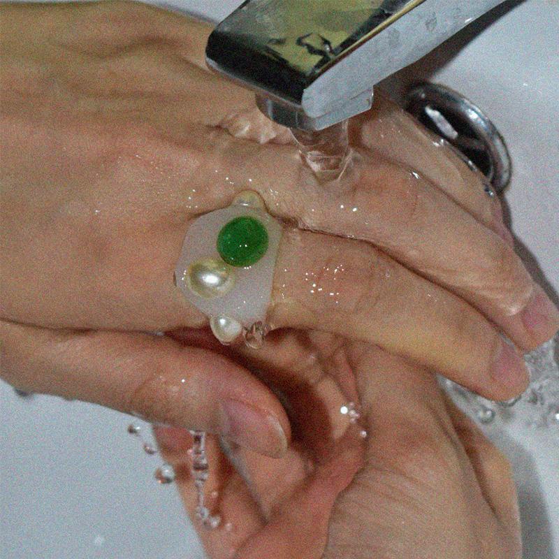 Cucumber Ring 아크릴 반지