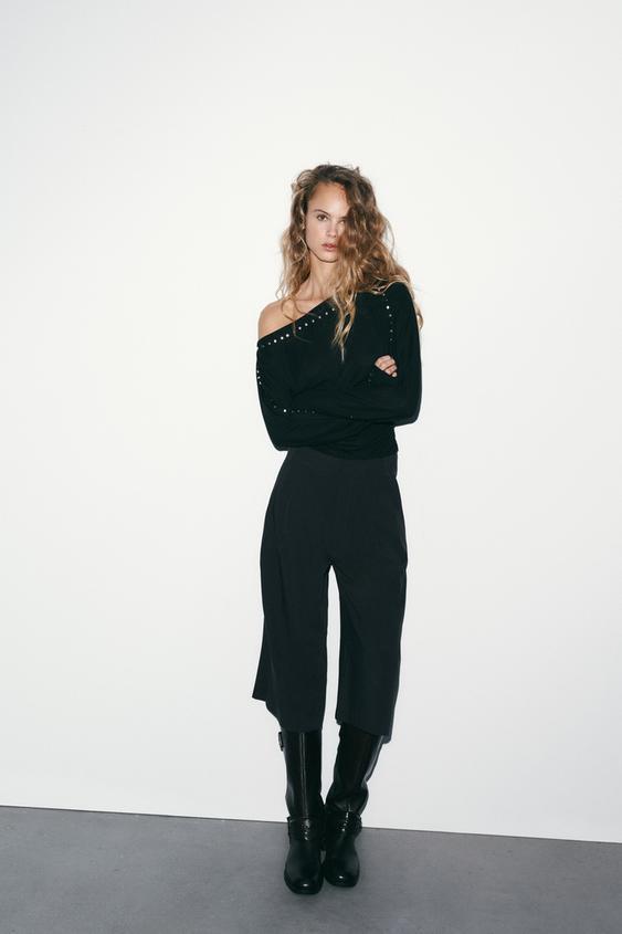 LONG SLEEVE STUDDED T-SHIRT