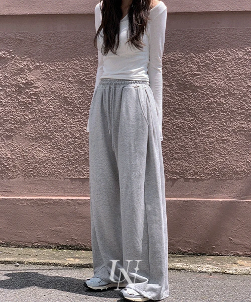 [UNIVE/당일출고🚚] 로건 폴딩 사이드 핀턱 와이드 트레이닝 스트링 팬츠 - 5color