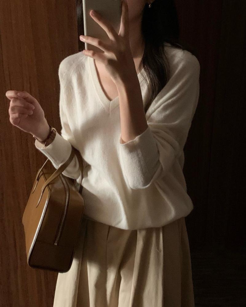 샌드 캐시미어 브이넥 울 부드러운 보풀없는 니트 블랙 그레이 카멜 아이보리