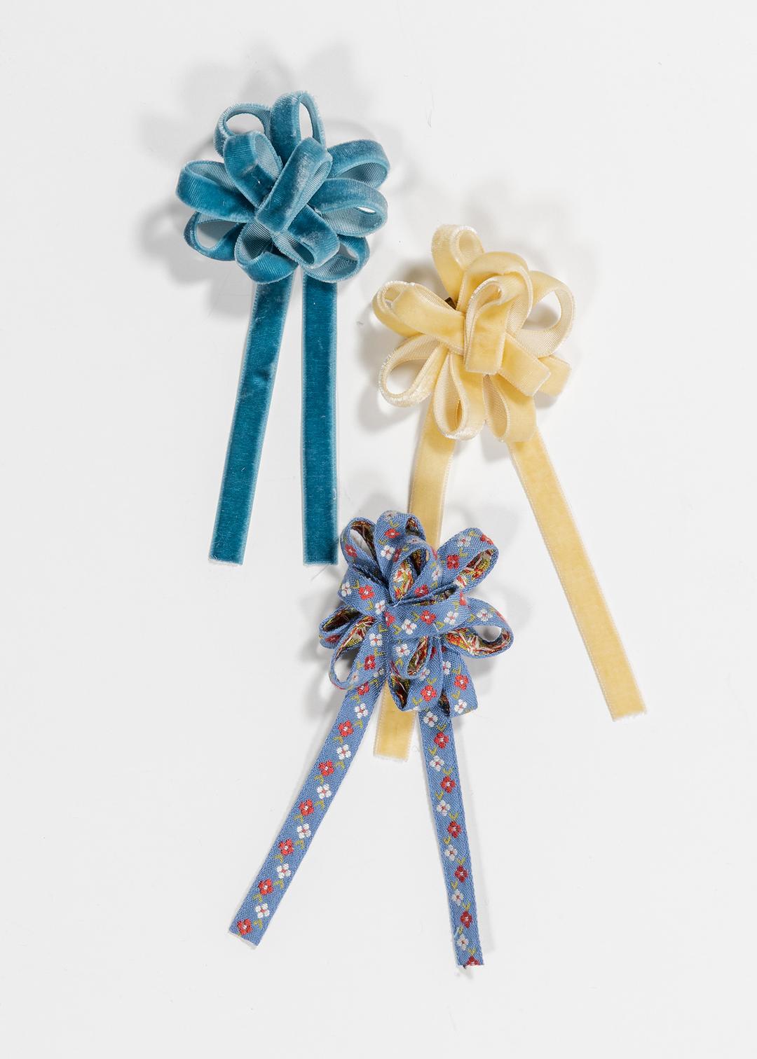 ANNIVERSARY BROOCH SET TYPE B