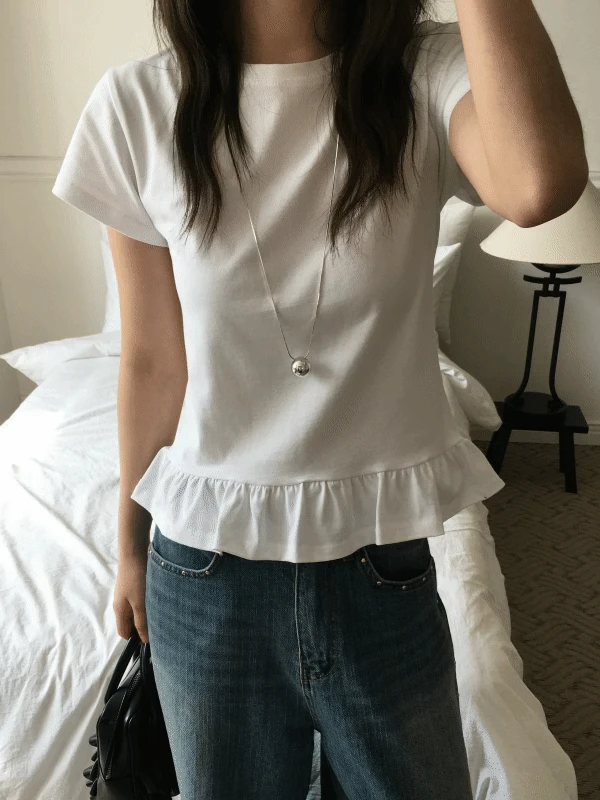 frill crop half T (Ivory, black)