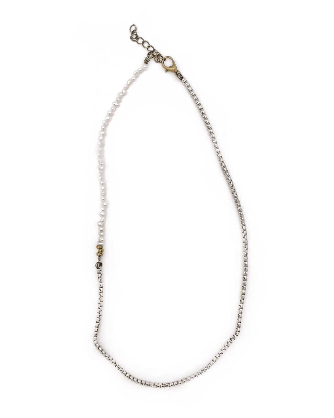 Snake Chain Tiny Pearl Necklace