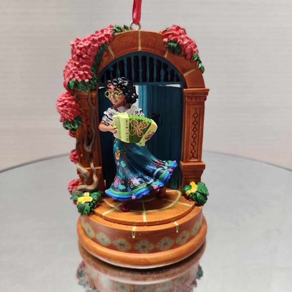 디즈니 엔칸토 미라벨 싱잉 리빙 매직 오너먼트 Mirabel Singing Living Magic Sketchbook Ornament – Encanto