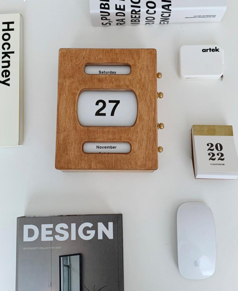 우드 만년 달력 소품 빈티지 미드센츄리 퍼페추얼 캘린더