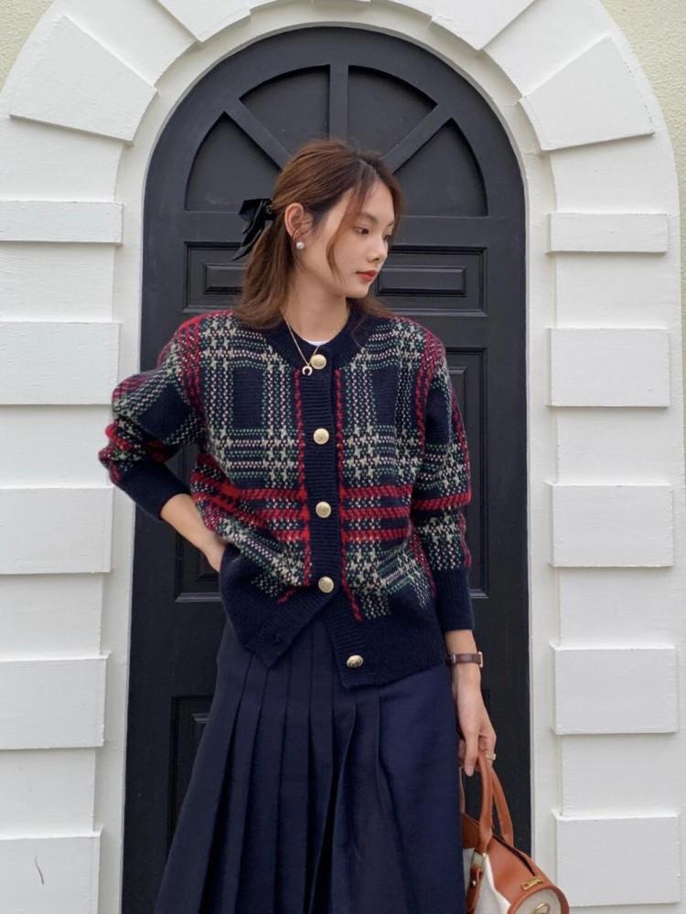 크롭 리본 루즈핏 기본 금장 니트 카라 집업 꽈배기 HAAG 가을 새로운 스타일 디자인