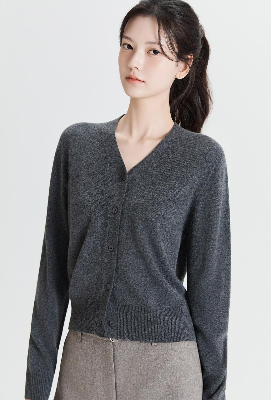 [누적2만장] 에센셜 브이넥 홀가먼트 가디건_MIWCKFT20T