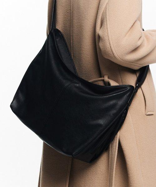 GROSS LEATHER CROSS BAG