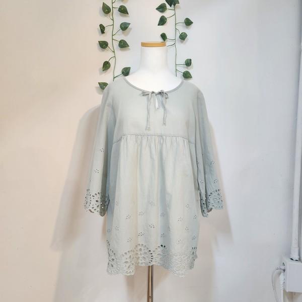 뮤트 민트 블라우스