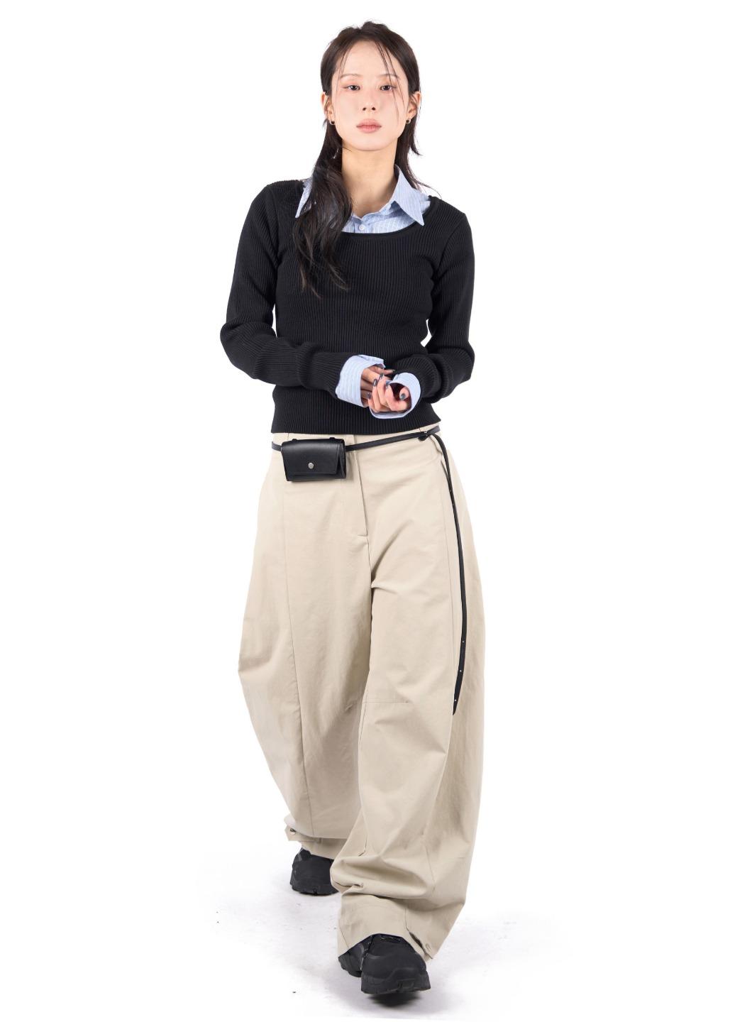 SNAP BUTTON CURVED PANTS