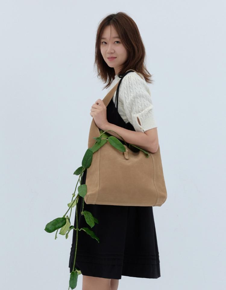 suede buckle bag (shoulder) - beige
