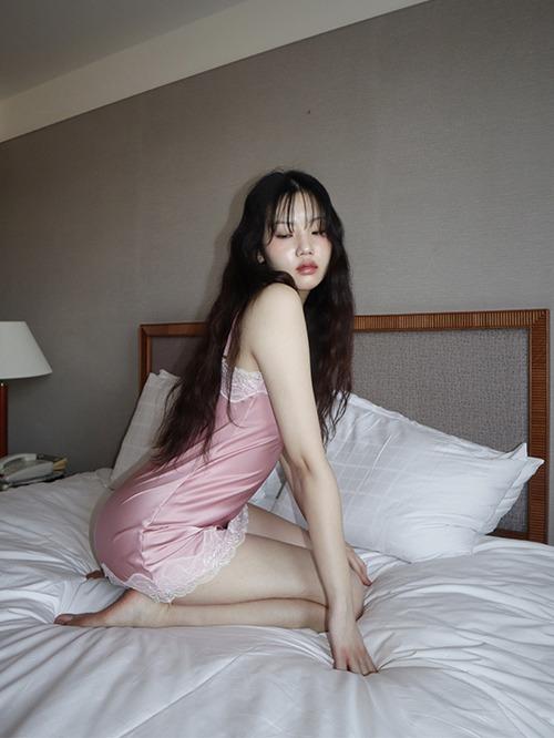 [pink 3/10 순차배송] noir slip ops, 2color