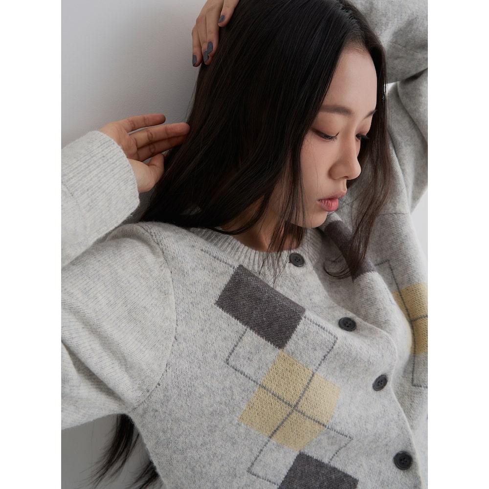 에잇세컨즈 아가일 카디건  라이트 그레이 (355X5ALY22)