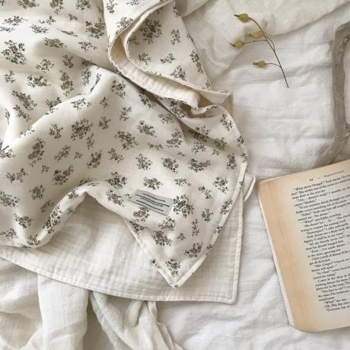 깊은 밤 꽃 블랭킷