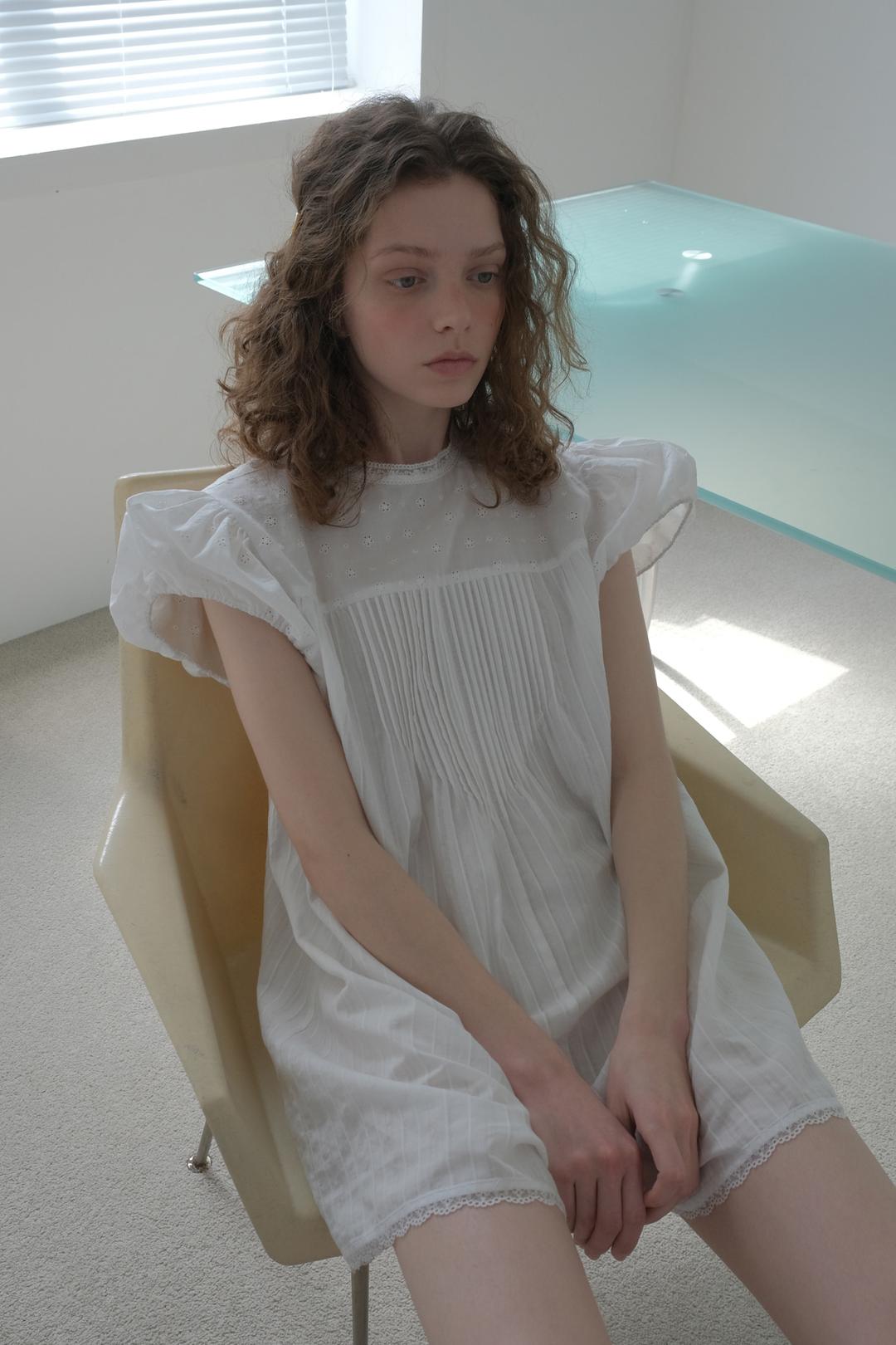EYELET PUFF JUMPSUIT_WHITE