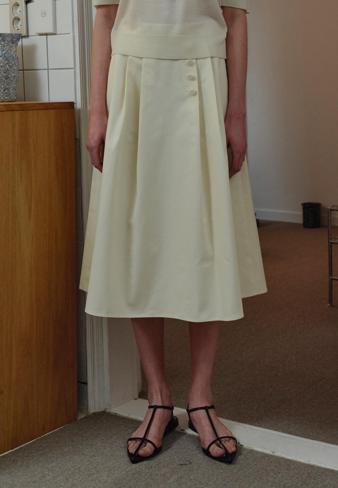 PINTUCK MIDI SKIRT(CREAM)