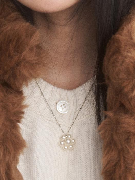 Pure mood flower necklace