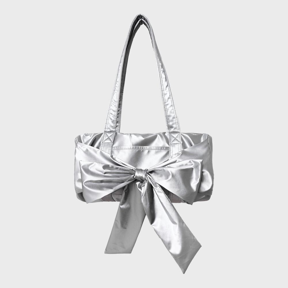 Ribbon shoulder duffle bag - silver