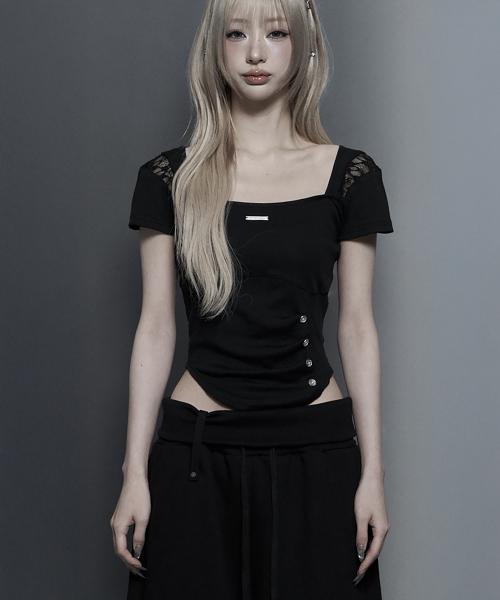 Bust Line Pintuck Detail Top (Black)