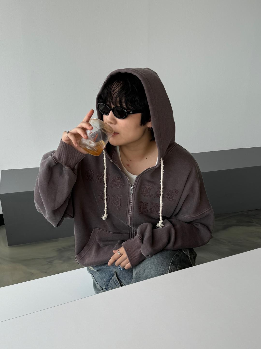 클로원 (2COLOR) 자수피그 투웨이 후드집업 (오버핏점퍼, 후드점퍼, 가을점퍼, 간절기아우터, 봄점퍼)