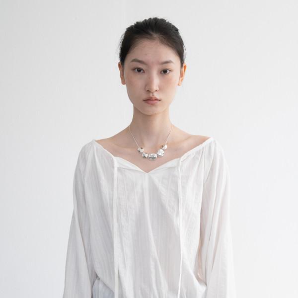 Open Shirring Banding Blouse (Ivory)