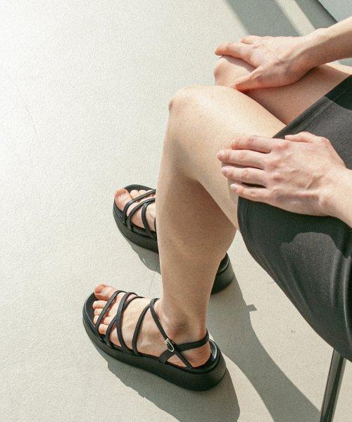 쏘쏘 3컬러 스트랩 플랫폼 샌들 5Cm