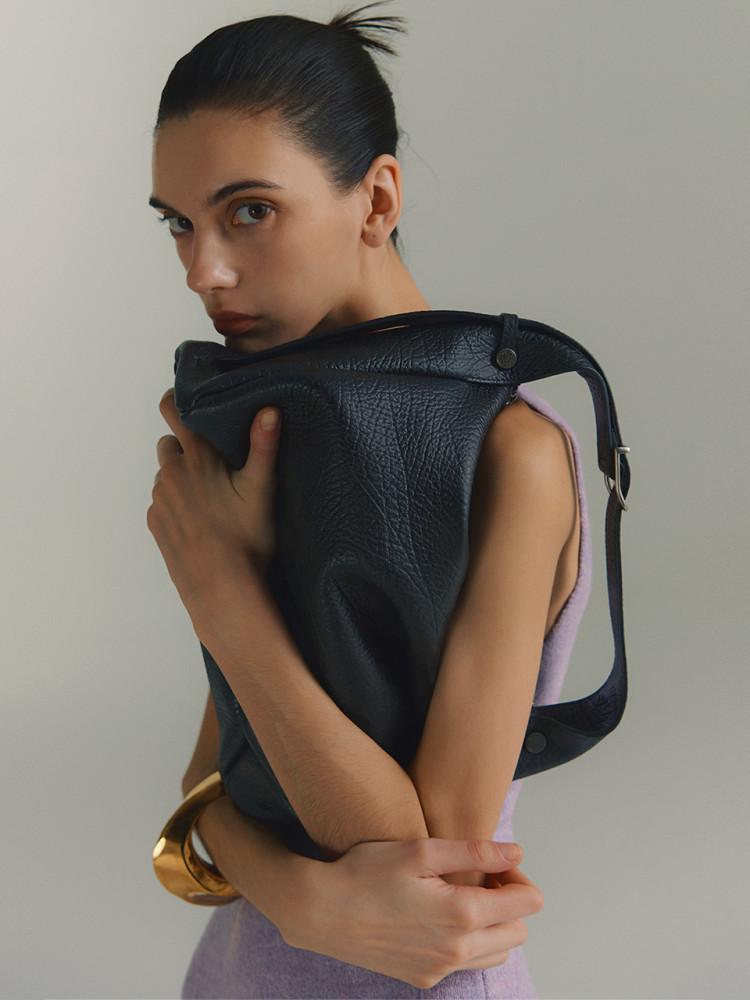 [vunque]Toque Cloud Hobo M (토크 클라우드 호보 미듐) Black_VQB31HO6301