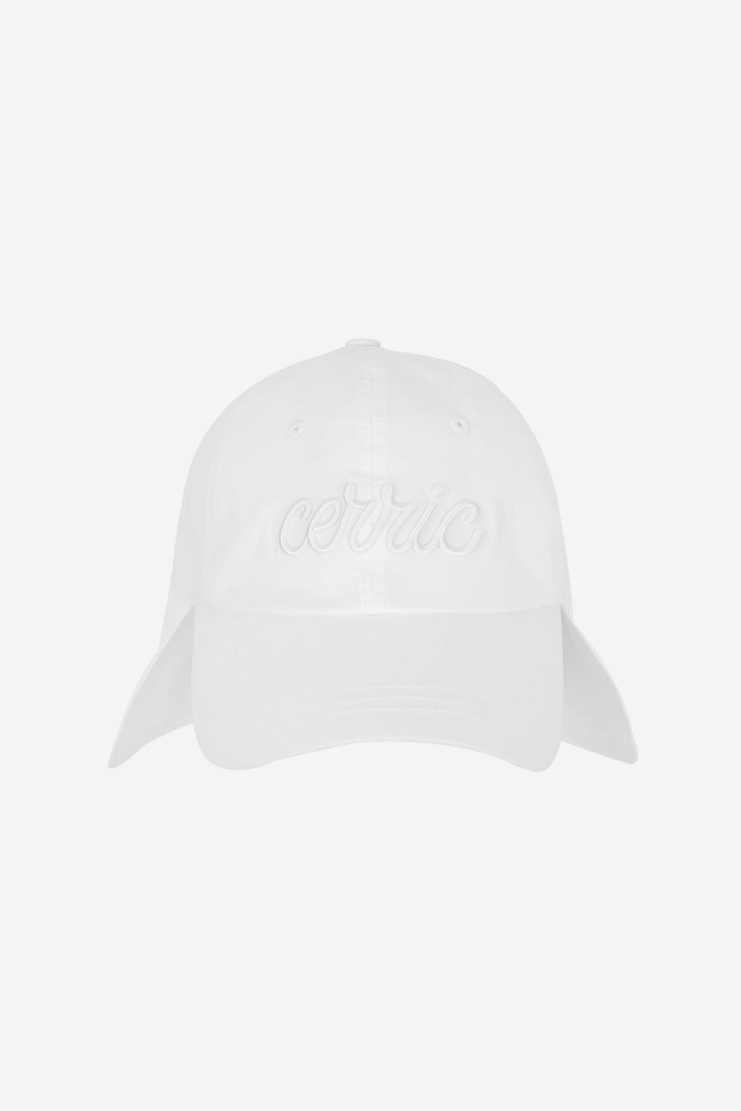EMBOSS LOGO EARFLAP CAP / WHITE