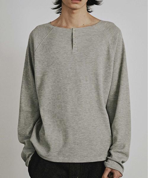 WAFFLE RAW CUT HENLEY NECK LONG SLEEVES (MELANGE GRAY)