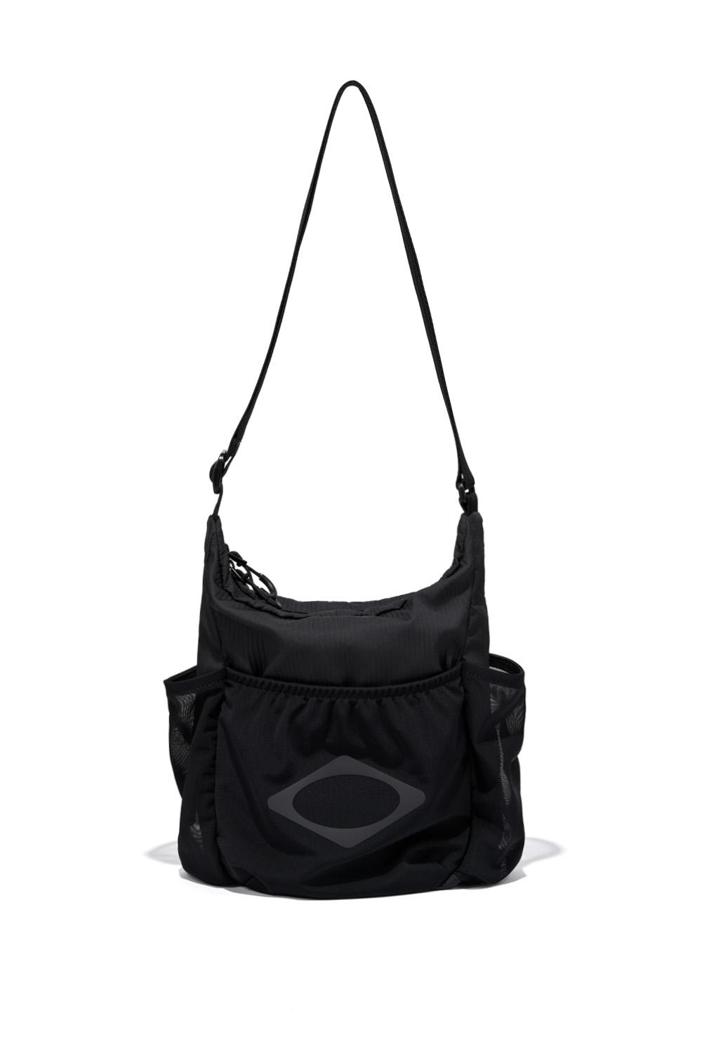 MESH POCKET CROSS BAG_BLACK
